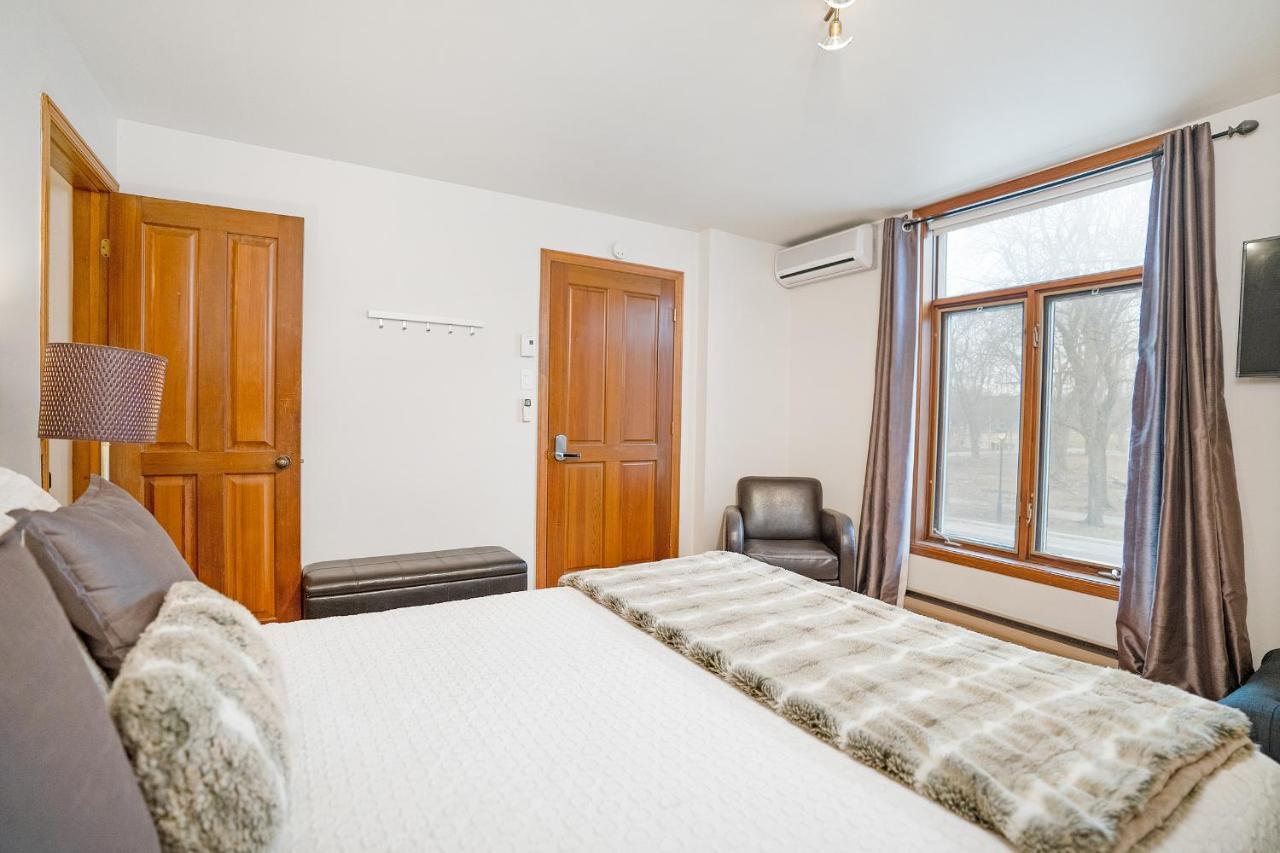 Accueil Chez Francois Bed & Breakfast Montreal Luaran gambar
